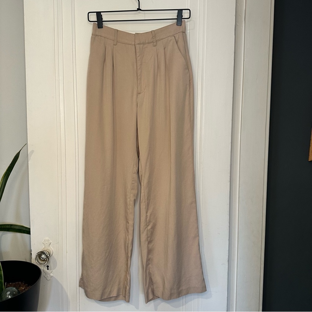 Abercrombie & Fitch Beige Wide-Leg Chinos